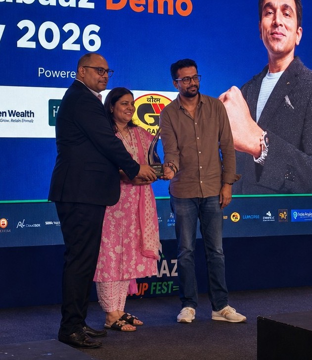 Taxplan Advisor receiving the Best Fintech Startup award at Ideabaaz Demo Day 2026